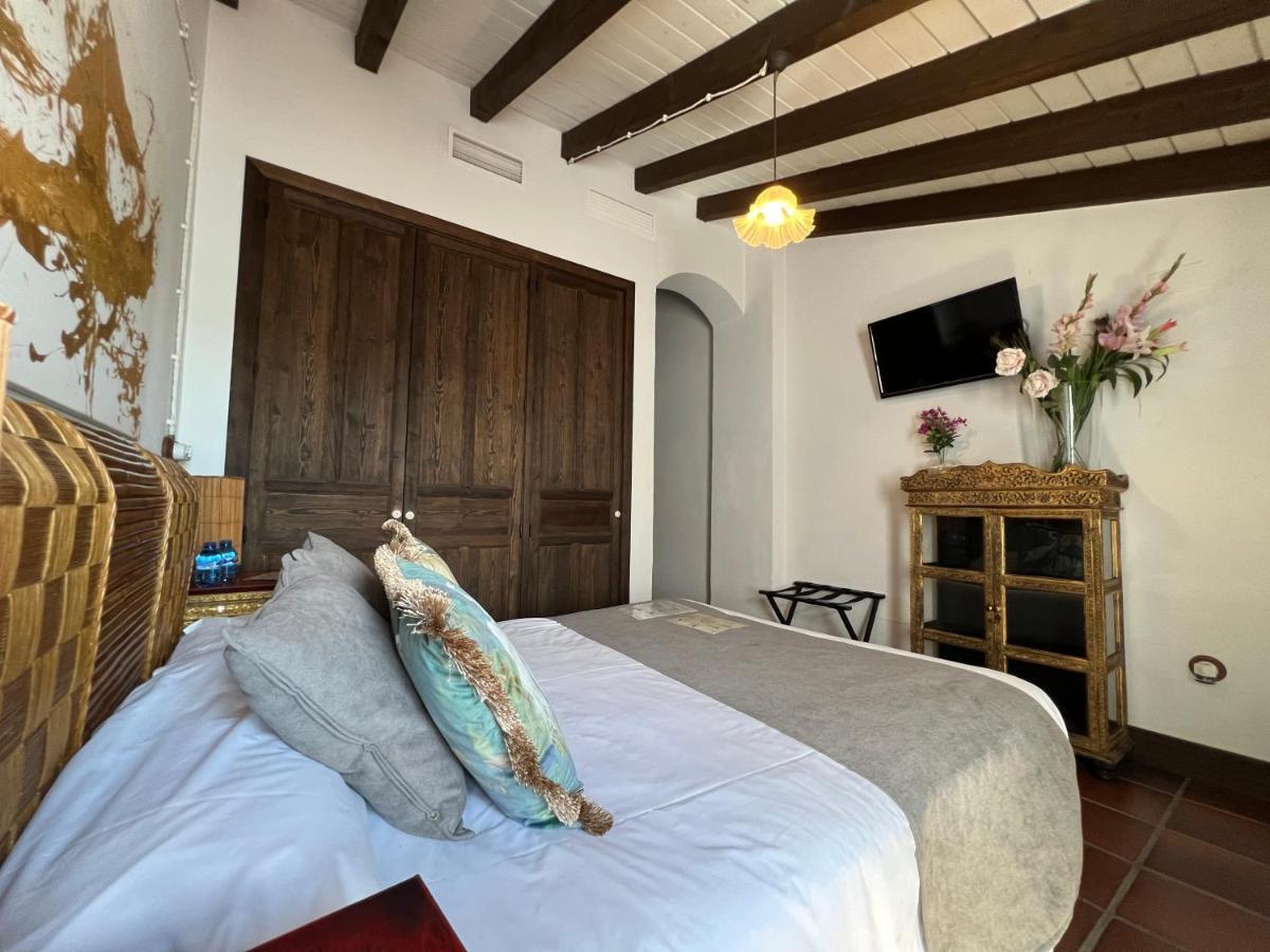 On Acebuchal 23 Guest House El Rocio Exterior photo
